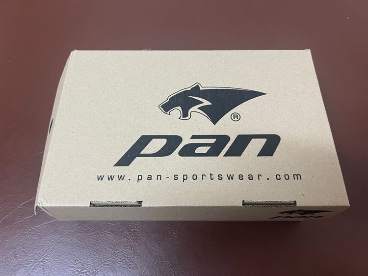 รองเท้าฟุตซอล pan สีขาวฟ้า (ไซส์ 38) ราคา 255 บาทรวมค่าส่ง รูปที่ 2