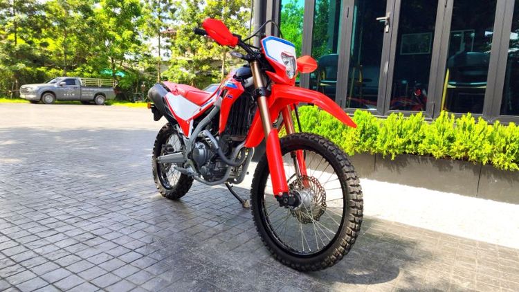 HONDA CRF 300 L ปี2022 ไม่เคยลุยป่า สภาพเหมือนรถใหม่ ไมล์ 1,400 km รูปที่ 2