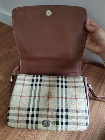 กระเป๋า Burberry  แท้ สภาพสวย รูปที่ 8