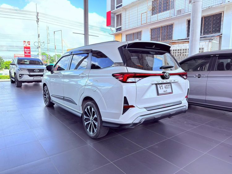 Toyota Veloz 2023 1.5 Premium Utility-car เบนซิน ไม่ติดแก๊ส เกียร์อัตโนมัติ ขาว รูปที่ 4