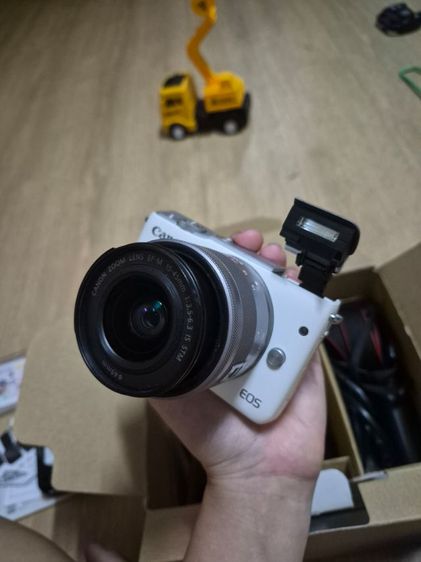  canon m10 เลนส์kit 15  45mm เลนส์ถ่ายหน้าชัดหลังเบลอ Yongnuo YN 50mm f1.8พร้อมเมาส์แปลง
 รูปที่ 10