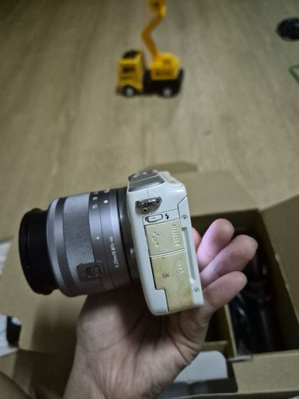  canon m10 เลนส์kit 15  45mm เลนส์ถ่ายหน้าชัดหลังเบลอ Yongnuo YN 50mm f1.8พร้อมเมาส์แปลง
 รูปที่ 6