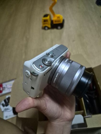  canon m10 เลนส์kit 15  45mm เลนส์ถ่ายหน้าชัดหลังเบลอ Yongnuo YN 50mm f1.8พร้อมเมาส์แปลง
 รูปที่ 5
