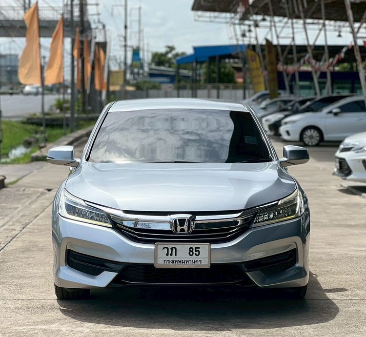 Honda Accord 2016 2.0 E Sedan เบนซิน เกียร์อัตโนมัติ บรอนซ์เงิน รูปที่ 2
