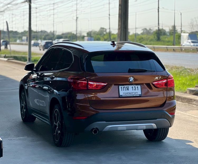 BMW X1 2017 2.0 sDrive18i M Sport Utility-car เบนซิน เกียร์อัตโนมัติ น้ำตาล รูปที่ 4