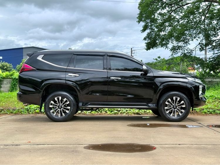 Mitsubishi Pajero Sport 2019 2.4 GT Plus Utility-car ดีเซล เกียร์อัตโนมัติ ดำ รูปที่ 3
