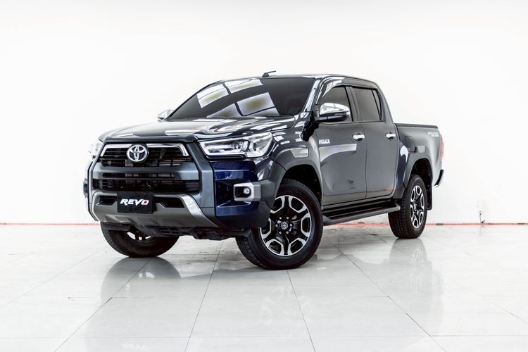รถ Toyota Hilux Revo Double Cab 2.4 Mid Prerunner สี น้ำเงิน