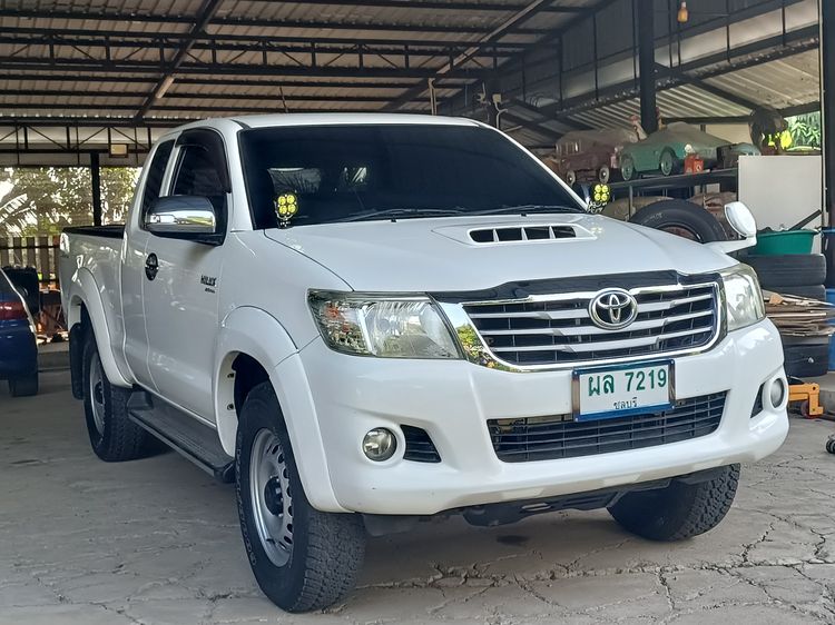 Toyota Hilux Vigo Champ 2015 Smart Cab 2.5 E VNT Prerunner Pickup ดีเซล เกียร์ธรรมดา ขาว รูปที่ 4