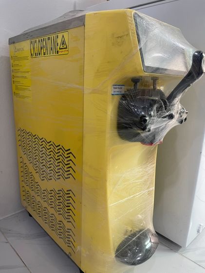 เครื่องทำไอศกรีมซอฟท์เสิร์ฟ Softserve รุ่น BQL-920T หน้าจอแบบทัชสกรีนใช้งานง่ายขึ้น 