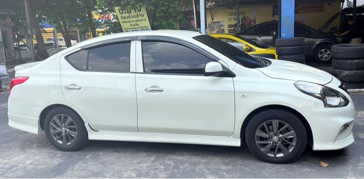 Nissan Almera 2015 1.2 E Sportech Sedan เบนซิน ไม่ติดแก๊ส เกียร์อัตโนมัติ ขาว รูปที่ 3