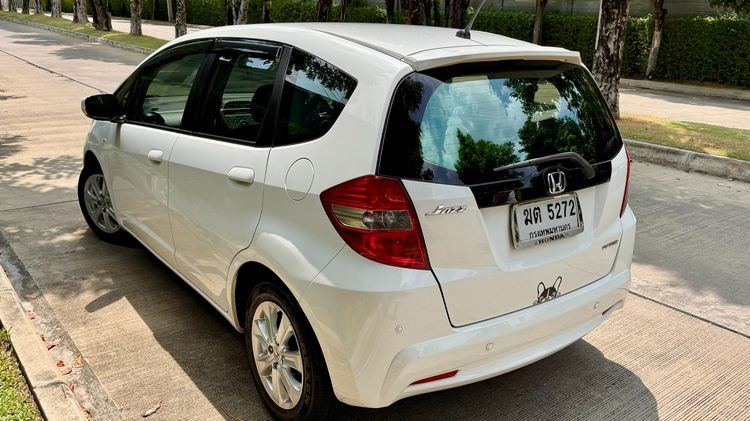 Honda Jazz 2012 1.5 E-V VTEC Sedan เบนซิน ไม่ติดแก๊ส เกียร์อัตโนมัติ ขาว รูปที่ 3