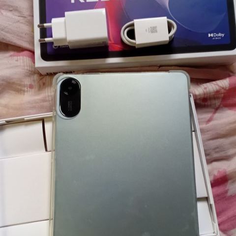 ยี่ห้ออื่นๆ 128 GB REDMI PAD 2 11นิ้ว