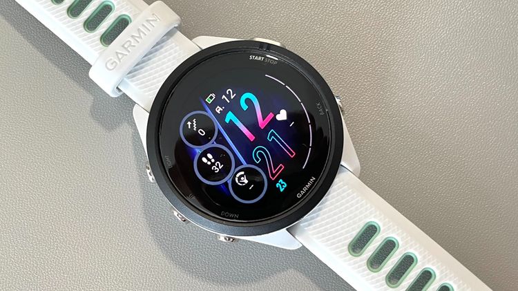 พลาสติก ขาว Garmin Forerunner 265s Music มือสอง
