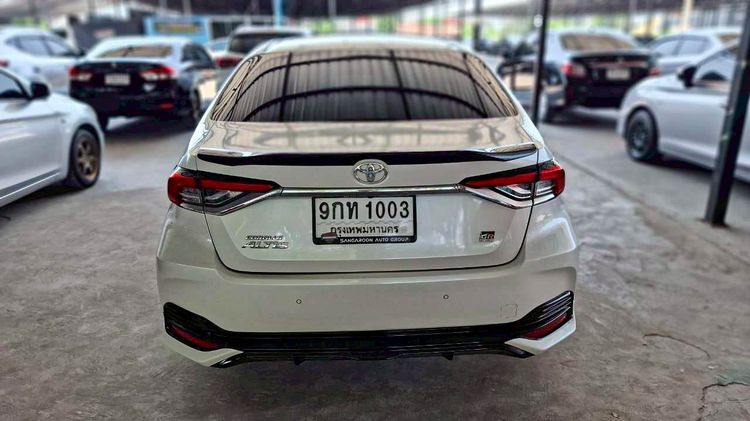 Toyota Altis 2019 1.8 GR Sport CVT Sedan เบนซิน ไม่ติดแก๊ส เกียร์อัตโนมัติ ขาว รูปที่ 4