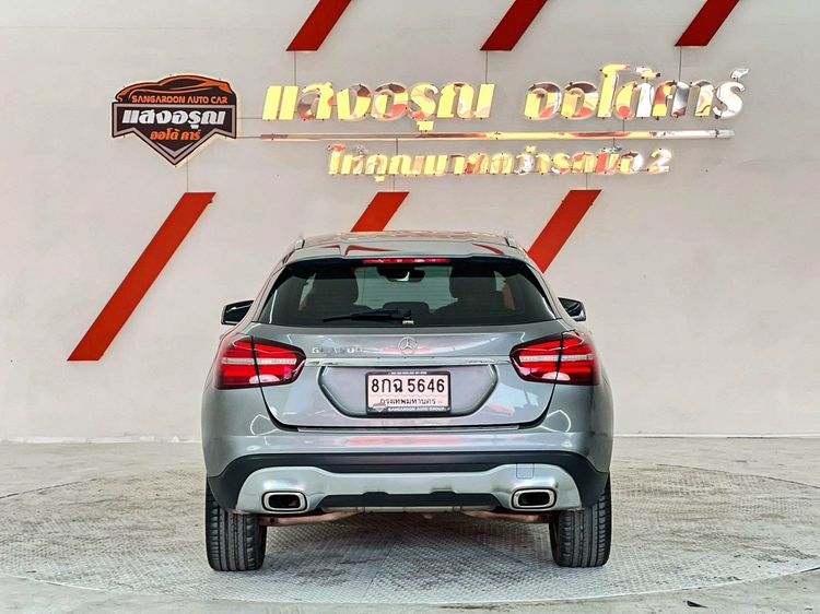 Mercedes-Benz GLA-Class 2018 GLA200 Utility-car เบนซิน ไม่ติดแก๊ส เกียร์อัตโนมัติ เทา รูปที่ 4
