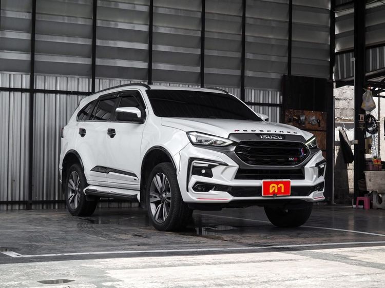 Isuzu MU-X 2023 1.9 ULTIMATE 2WD Utility-car ดีเซล ไม่ติดแก๊ส เกียร์อัตโนมัติ ขาว รูปที่ 2