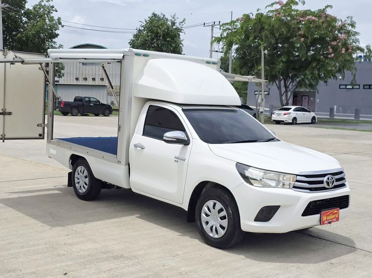รถ Toyota Hilux Revo 2.8 J Plus สี ขาว