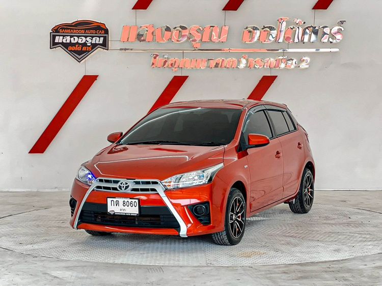 Toyota Yaris 2016 1.2 E Sedan เบนซิน ไม่ติดแก๊ส เกียร์อัตโนมัติ แดง