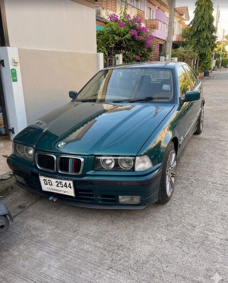รถ BMW รุ่นอื่นๆ รุ่นย่อยอื่นๆ สี เขียว