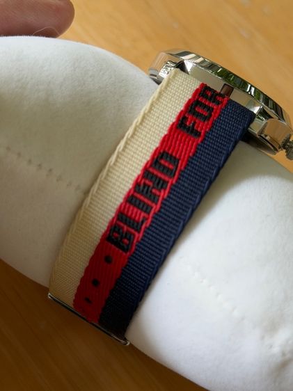 GUCCI G Timeless 38 mm Wolf Motif Multicolour Nylon Strap Watches YA1264059 Swiss Quartz Men Watch  รูปที่ 5