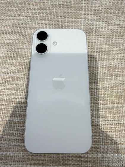 128 GB iPhone 16 สีขาว 128 ประกัน 0 มีนาคมปีหน้า