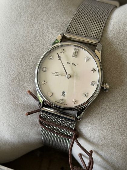 ขาว GUCCI G Timeless Silver Mother Pearl Diamond 29 mm Lady Watch YA126583