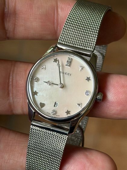 GUCCI G Timeless Silver Mother Pearl Diamond 29 mm Lady Watch YA126583 รูปที่ 17