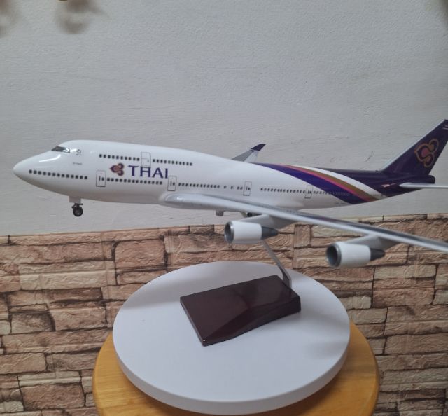 โมเดลเครื่องบินโบอิ้ง 747 ขนาด ใหญ่ 1:160 รูปที่ 3