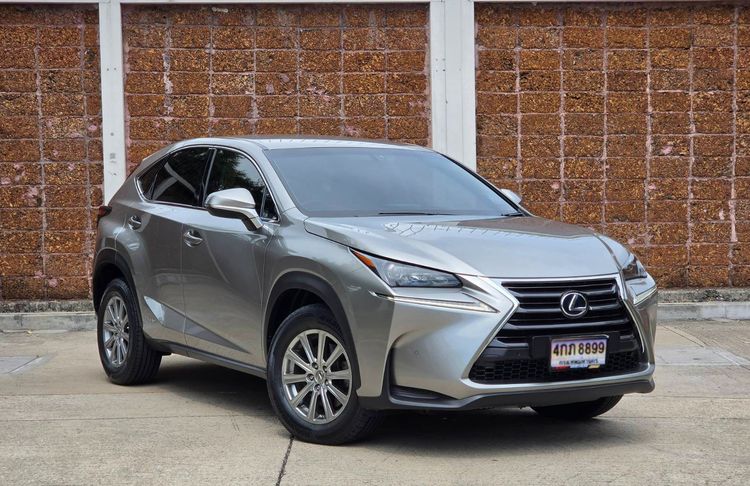 รถ Lexus NX300 2.0 Grand Luxury สี เทา