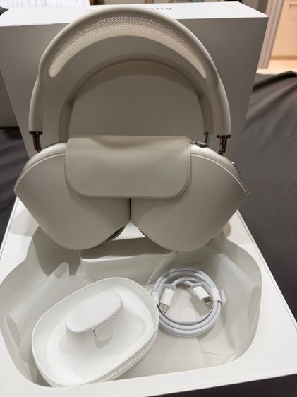 AirPods Max USB-C สีสตาร์ไลท์ ประกัน Apple Care