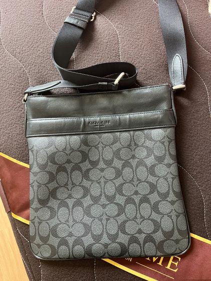 Coach หนังแท้ ชาย ดำ กระเป๋าสัพาย