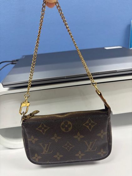 กระเป๋าสตางค์ Louis Vuitton