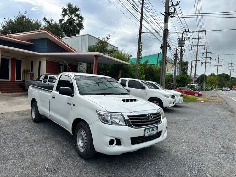 รถ Toyota Hilux Vigo Champ 2.5 J Single Cab สี ขาว
