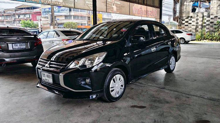 รถ Mitsubishi Attrage 1.2 GLX สี ดำ
