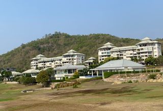 คอนโด Black Mountain Golf Course