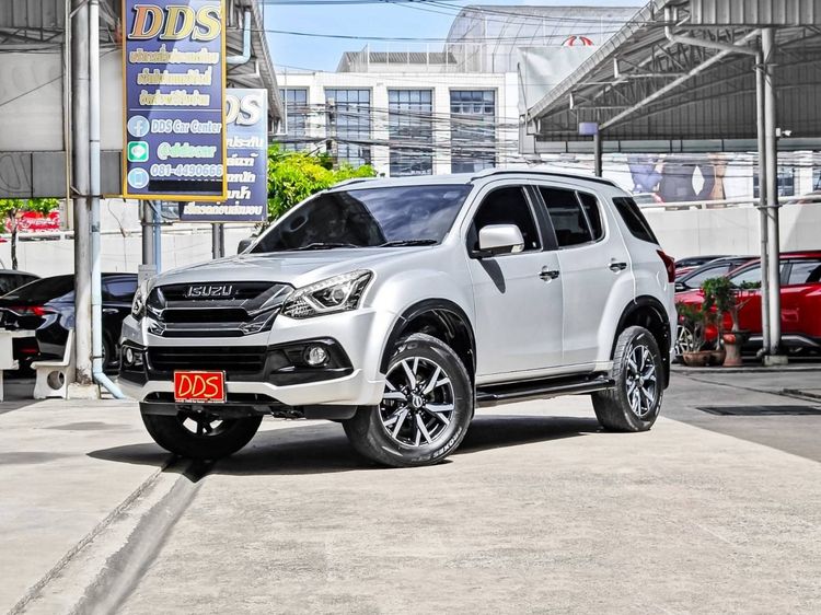 รถ Isuzu MU-X 1.9 The Onyx สี เทา