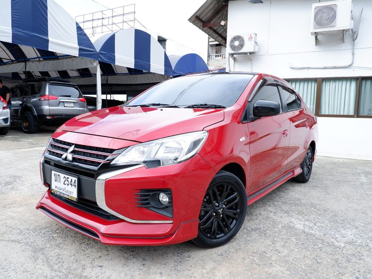 รถ Mitsubishi Attrage 1.2 GLX สี แดง