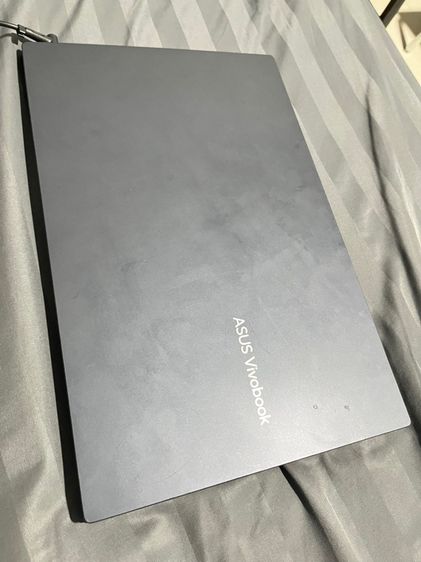 ไม่ใช่ 8 กิกะไบต์ วินโดว์ อื่นๆ Asus vivobook ram8