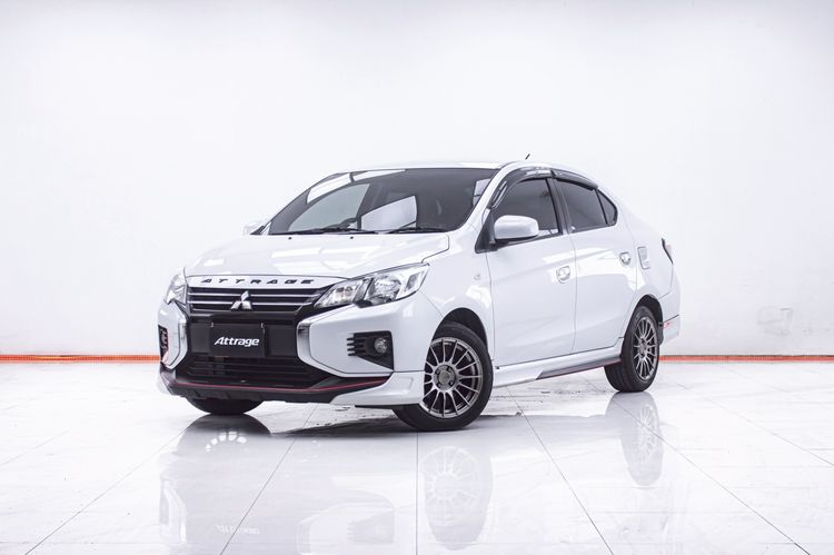 รถ Mitsubishi Attrage 1.2 GLX สี ขาว