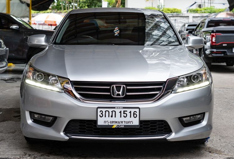 รถ Honda Accord 2.0 EL i-VTEC สี เทา