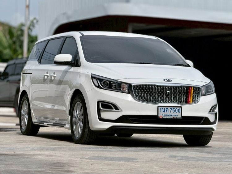 Kia Grand Carnival 2020 2.2 LX Utility-car ดีเซล ไม่ติดแก๊ส เกียร์อัตโนมัติ ขาว รูปที่ 3