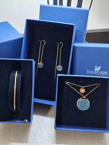 Swarovski ครบเซ็ต รูปที่ 2