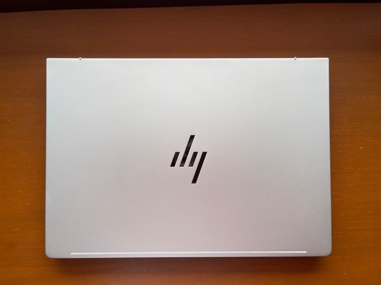HP EliteBook 8 G1i 14