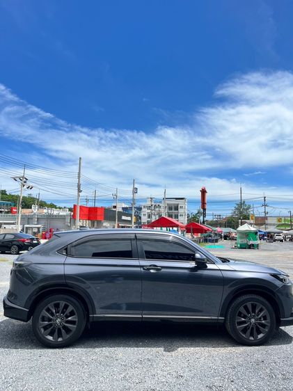 Honda HR-V 2023 1.5 e:HEV RS Sedan เบนซิน ไม่ติดแก๊ส เกียร์อัตโนมัติ เทา รูปที่ 3