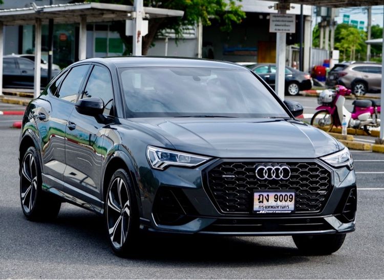 Audi Q3 Sportback 40 TFSI Quattro S line Black Edition จดทะเบียนปี 2023 Top Fullopiton Warranty Audi Thailand ถึง 2027 เลยนะครับ