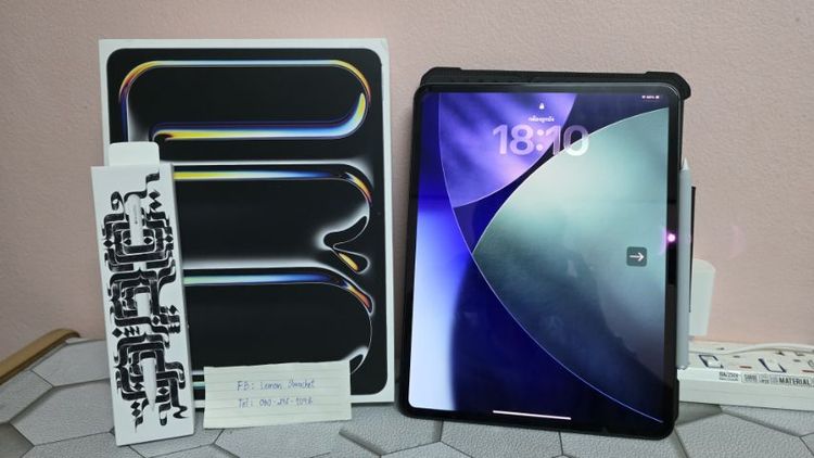 256 GB iPad Pro 13 inch (M4) 256GB Wi-Fi  สี Space Black พร้อม Apple Pencil Pro, UAG Metropolis SE
