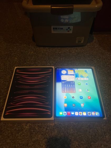 Apple 256 GB ขายiPadPro12.9 M2 สีดำ256กิ๊กยกกล่องไร้รอยตกจอสวยกริปไม่มีเหลืองไม่มีจุดสภาพนี้หายากใช้งานดีสภาพสวยๆๆถูกมากก