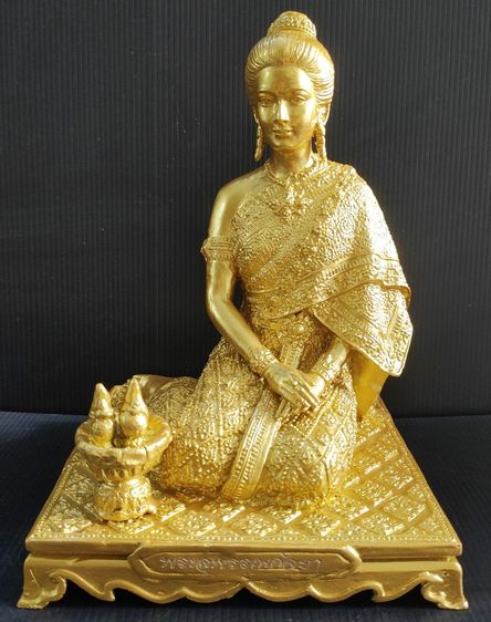 พระสุพรรณกัลยา วัดราชสิทธาราม (วัดพลับ) กทม