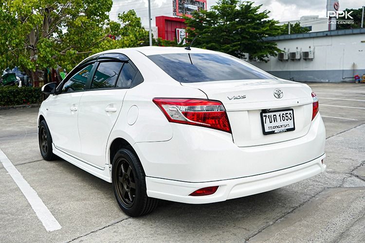 Toyota Vios 2014 1.5 J Sedan เบนซิน ไม่ติดแก๊ส เกียร์อัตโนมัติ ขาว รูปที่ 4