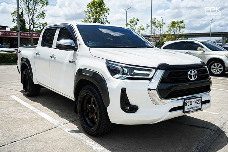 Toyota Hilux Revo 2022 2.4 Z Edition Mid Pickup ดีเซล ไม่ติดแก๊ส เกียร์อัตโนมัติ ขาว รูปที่ 3